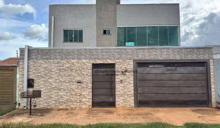 Sobrado  à venda 04 quartos com piscina - Parque dos Girassóis