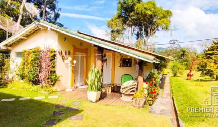 Casa com 5 dormitórios à venda, 620 m² por R$ 1.650.000 - Próximo a Albuquerque - Teresópolis/RJ