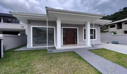 Casa à venda, 178 m² por R$ 1.060.000,00 - Albuquerque - Teresópolis/RJ