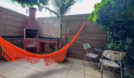 Casa com 3 quartos à venda no Colúmbia, Londrina  por R$ 410.000