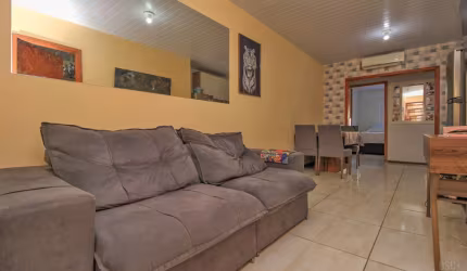 Casa com piscina na Restinga