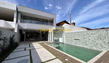 Rio Mar Casa Triplex com 4 quartos na Barra da Tijuca