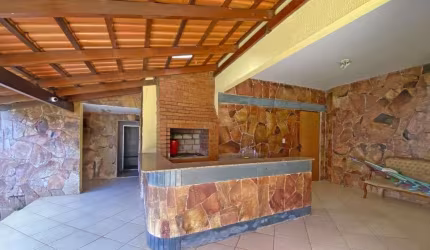 Casa com 3 dormitórios à venda, 299 m² por R$ 990.000,00 - Setor Nova Suiça - Goiânia/GO
