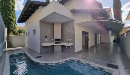 Casa com 04 quartos à venda, 236,00m², R$1.790.000,00 - Localizado no Jardins Madri