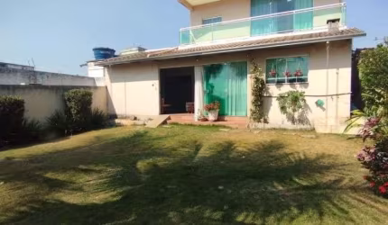 Sobrado de 270 m² com 03 quartos à venda por R$ 950.000 no Setor Três Marias - Goiânia/GO