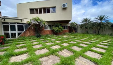 Prédio comercial de 686 m² para alugar por R$ 14.500/mensais no Setor Bueno - Goiânia