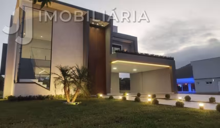 Casa Residencial com 4 quartos  à venda, 350.00 m2 por R$2390000.00  - Ingleses Do Rio Vermelho - Florianopolis/SC