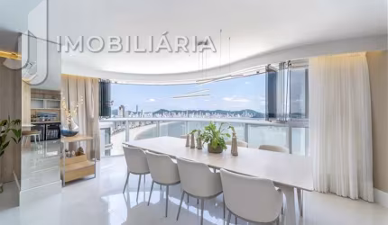 Apartamento à venda, 233.00 m2 por R$12000000.00  - Centro - Balneario Camboriu/SC