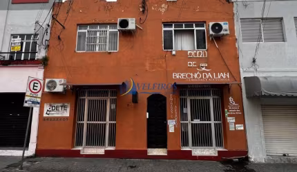 Casa à venda na Rua Faria Sobrinho, 815, Centro Histórico, Paranaguá por R$ 1.100.000