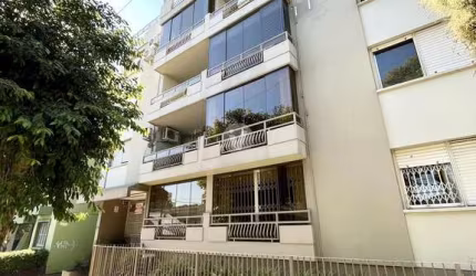 Cobertura com amplo terraço
