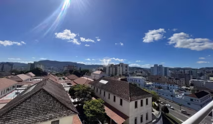 Apartamento mobiliado no Centro da Cidade.