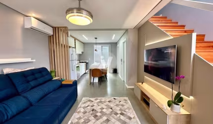 Casa 100% mobiliada em condomínio fechado próximo ao Squadra!