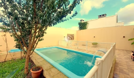Casa Espetacular no bairro Novo Horizonte: 4 Dormitórios, Piscina e Aquecimento