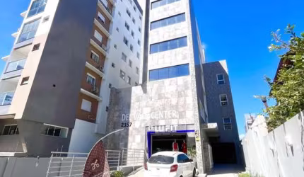 Sala Comercial Del Vale Center!