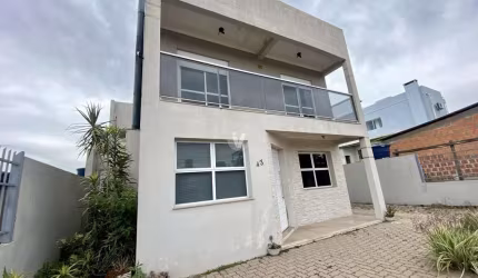Casa muito ampla localizada no bairro Urlândia