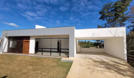 Casa no condomínio Vale do luar na cidade de  Jaboticatubas