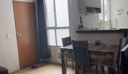 Apartamento funcional com cozinha americana, bancada em granito.