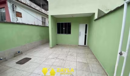 Casa com 3 quartos à venda na Rua Almirante Ingran, Vila da Penha, Rio de Janeiro, 86 m2 por R$ 260.000