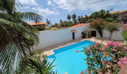 Casa com 10 suítes à venda no Cumbuco