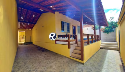 Casa Duplex composto por 3 quartos à venda em Santa Mônica, Guarapari-ES - Realize Negócios Imobiliários.