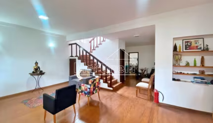 Casa Sobrado Padrão em Ribeirão Preto
