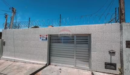 Oferta!! Lida Casa 4/4 com 450m² No Conjunto Ponta Negra