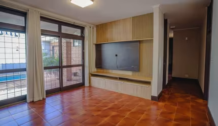 Casa à Venda – R$ 950.000,00. Localização: Alto da Boa Vista, Ribeirão Preto - SP