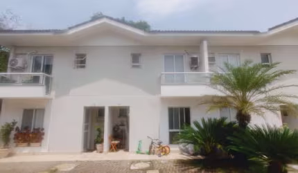 Casa em condomínio fechado com 3 quartos à venda na Avenida Mário Pedrosa, 29, Campo Grande, Rio de Janeiro por R$ 399.900