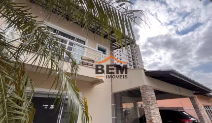 Casa com 3 dormitórios à venda, 294 m² por R$ 1.690.000,00 - Centro - Itajaí/SC
