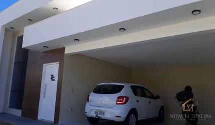 Casa à venda no bairro Pedra Branca - Palhoça/SC