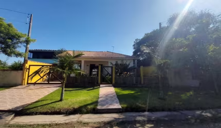 Casa para Venda em Torres, Praia Paraiso, 2 dormitórios, 1 banheiro, 1 vaga