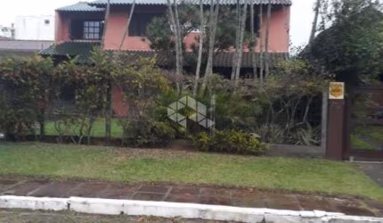 Casa para Venda em Torres, Praia Grande, 4 dormitórios, 1 suíte, 2 banheiros, 5 vagas
