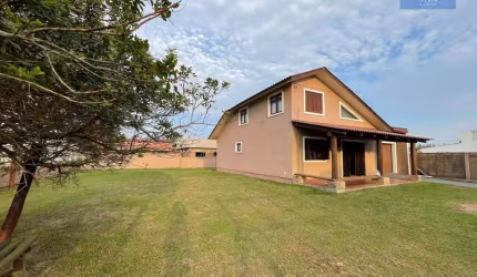 Casa 3 dormitórios em 2 terrenos em Capão da Canoa