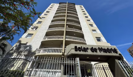 Apartamento com 03 quartos