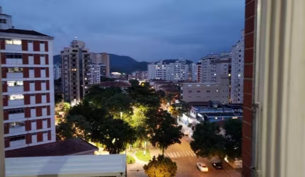 Apartamento 4 quartos,1 suite, andar alto,1 Vaga de garagem,Bairro: Ponta da Praia, Cidade:Santos/SP