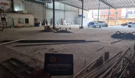 Barracão / Galpão / Depósito para alugar na Travessa Joaquina Constãncia de Araújo, Centro, Nilópolis por R$ 20.000