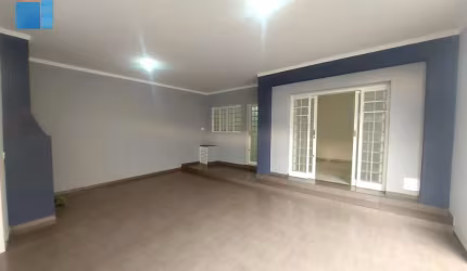 Casa à venda Vila Tibério - 3 quartos 1 suíte - R 450.000,00