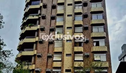 Luxo e Conforto no Coração de Joinville - 1 Suíte mais 2, 178m², Vista Privilegiada!
