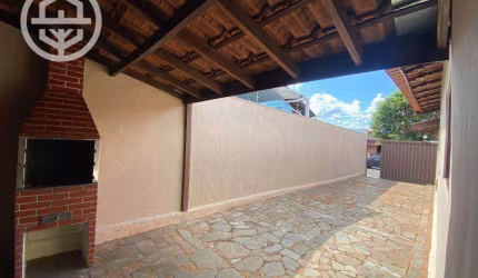 Casa com 3 dormitórios à venda, 100 m² por R$ 300.000,00 - América - Barretos/SP