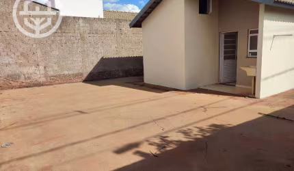 Casa na Av. Principal do Vida Nova