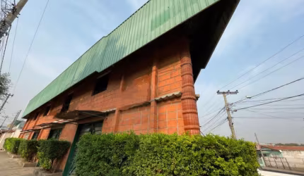 Barracão / Galpão / Depósito para alugar na Felisbina Roque da Rosa, 224, Além Ponte, Sorocaba por R$ 7.500