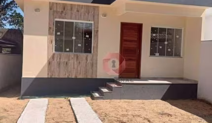 Casa com 2 dormitórios à venda, 60 m² por R$ 340.000 - São José de Imbassai - Maricá/RJ