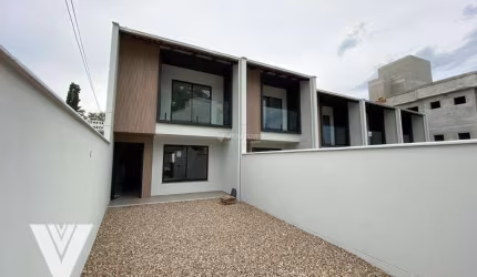 Casa com 3 dormitórios à venda, 126 m² por R$ 730.000,00 - Velha - Blumenau/SC
