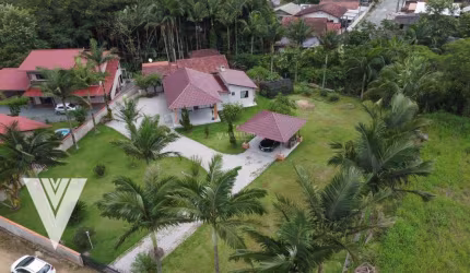 Casa com 4 dormitórios à venda, 300 m² por R$ 950.000,00 - Margem Esquerda - Gaspar/SC