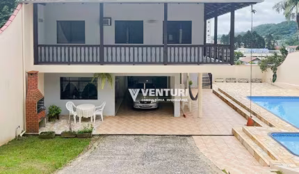 Casa com 3 dormitórios à venda,  sendo 1 suíte com hidromassagem, por R$ 1.100.000 - Velha - Blumenau/SC