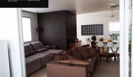 SOBRADO EM CONDOMÍNIO FECHADO