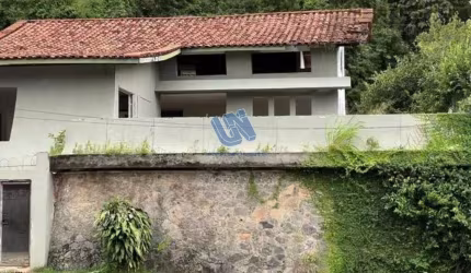 Imóvel comercial Frente de Rua Terreno com 562,00 m2 no Caminho das Arvores!