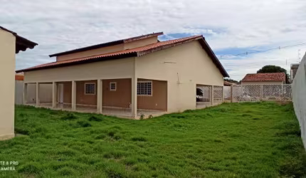 Casa com 3 quartos à venda na Rua Dezesseis, 26, Altos do Coxipó, Cuiabá por R$ 579.000