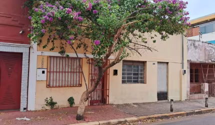 Casa comercial à venda na Vinte e Quatro de Outubro, 1017, Goiabeiras, Cuiabá por R$ 1.500.000