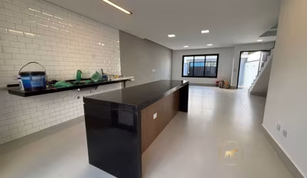 Sobrado Novo de Alto Padrão